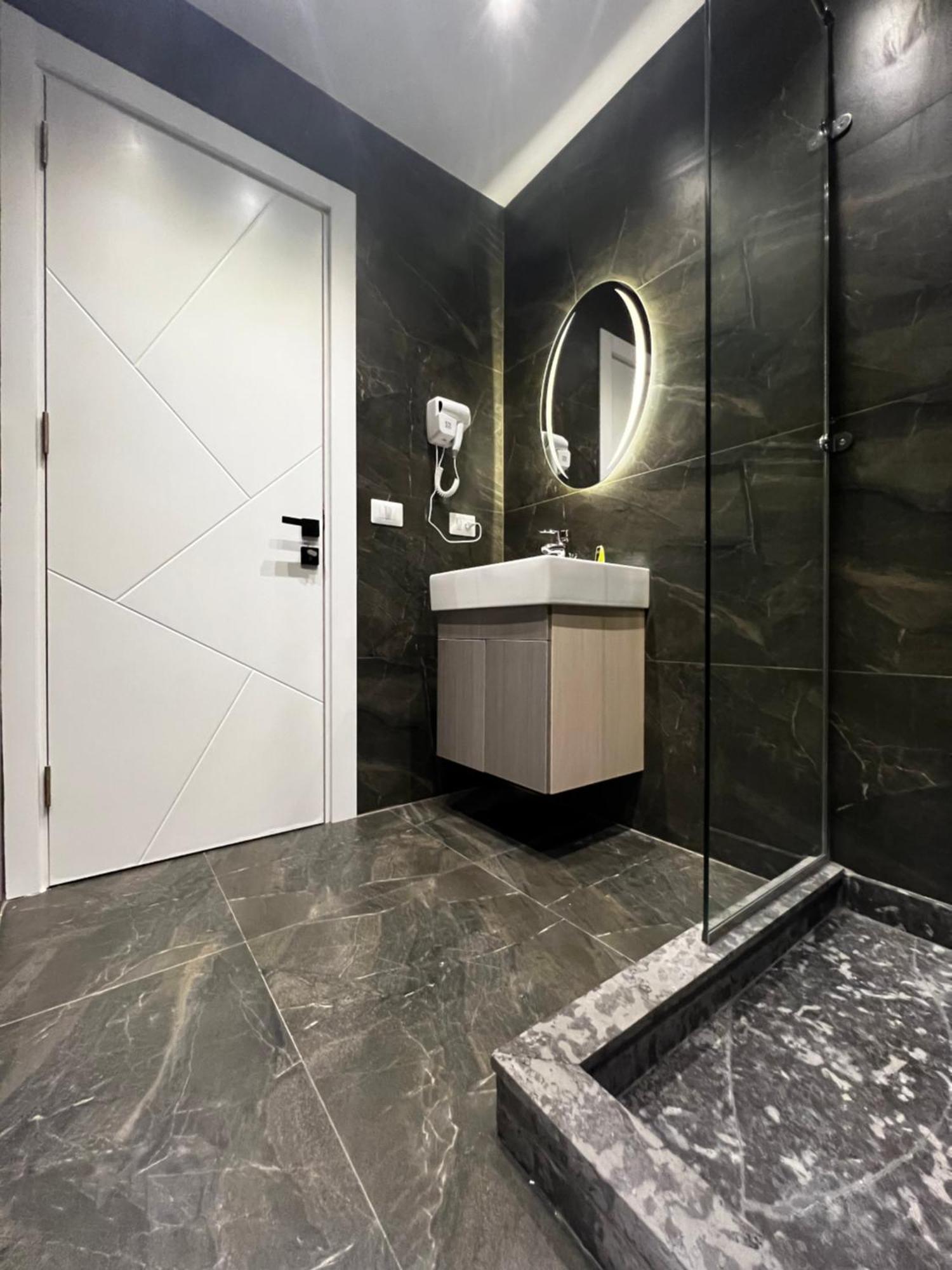 Onyx Pyramids Boutique Hotel Al Kawm al Akhdar 外观 照片